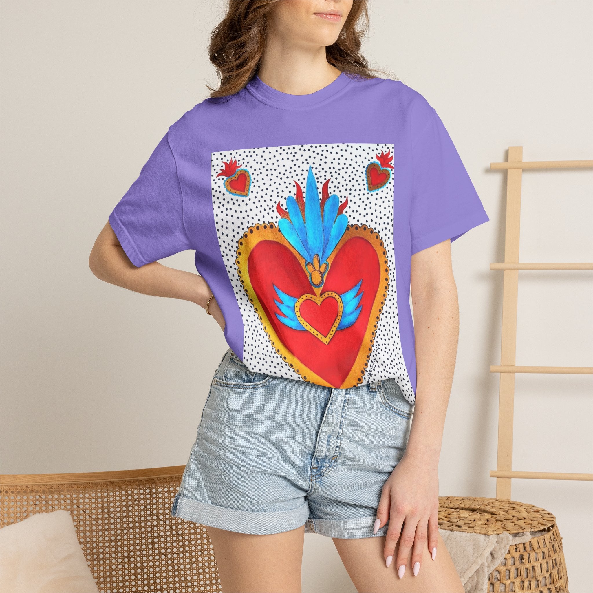 T-shirt Cœur Sacré ailé — Motif d'art populaire mexicain coloré