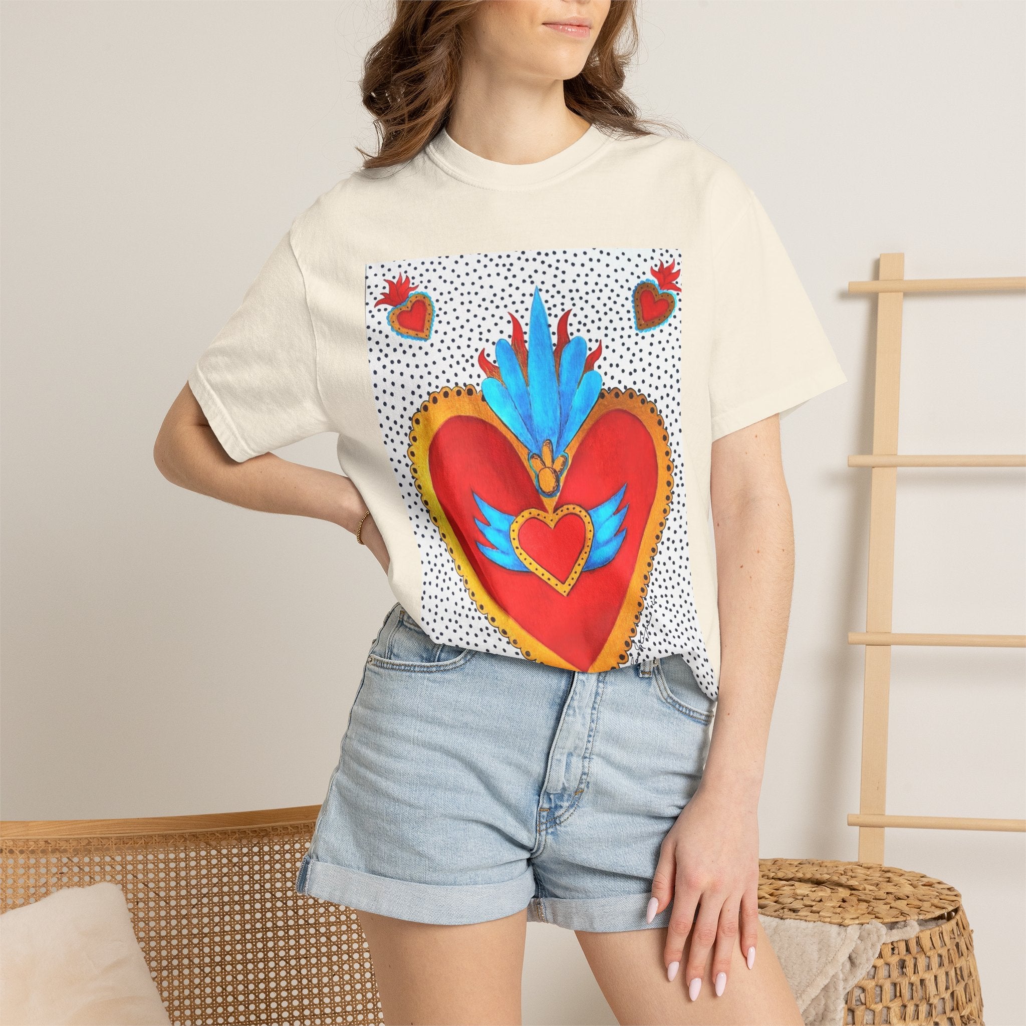 T-shirt Cœur Sacré ailé — Motif d'art populaire mexicain coloré